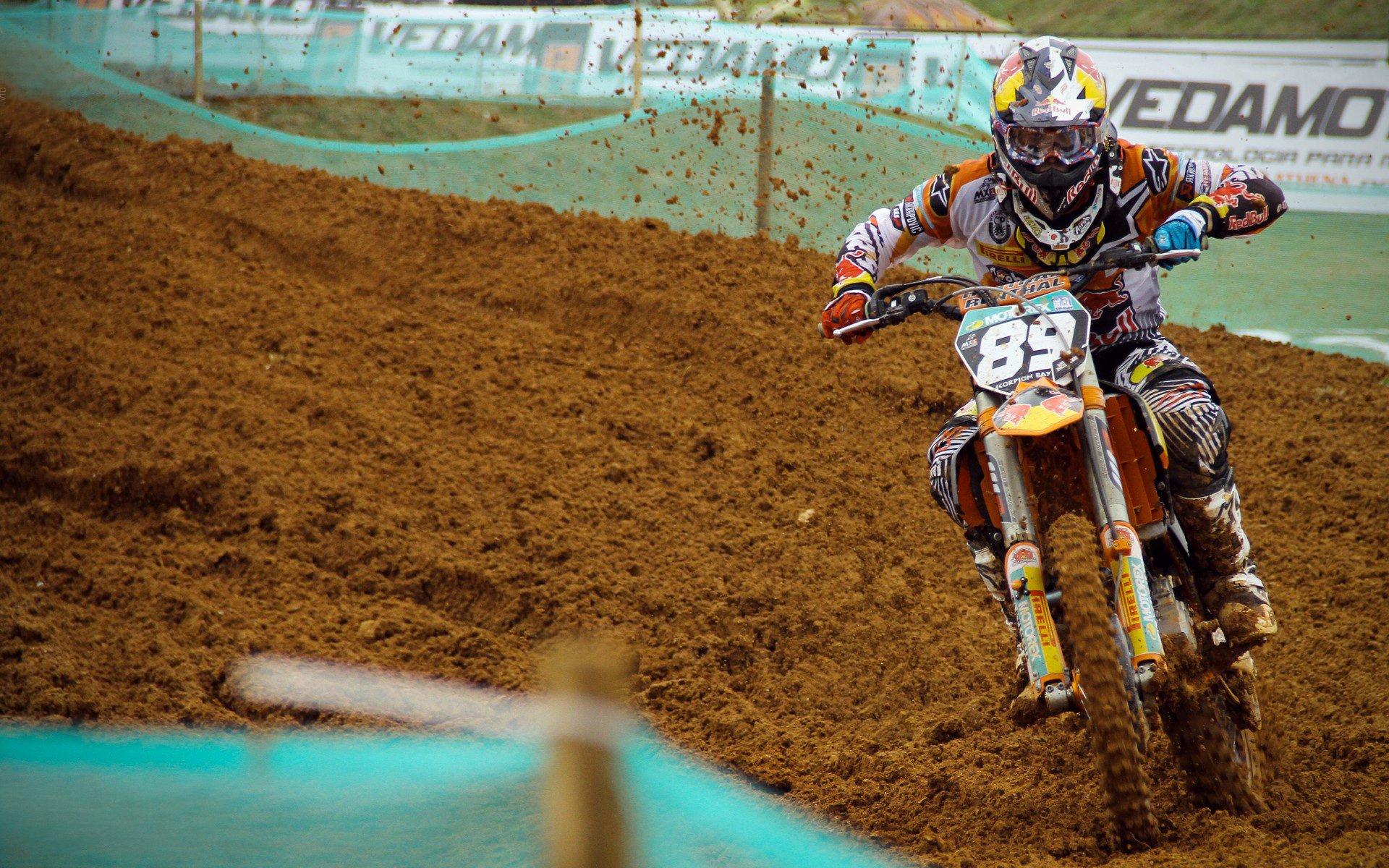 韦少亮相快艇，做什么都可以！泰伦·卢，做韦少就好